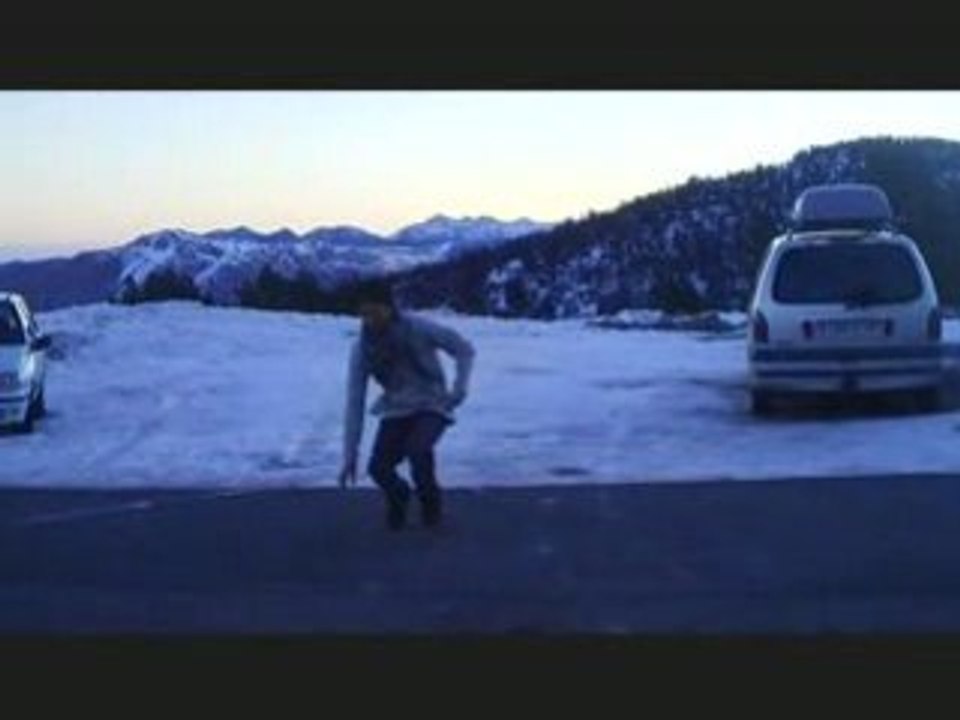 bboy kira 2008 (tricks)