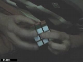 New record juju rubik 1'39 Depart a 0'45 résolu a 2'24