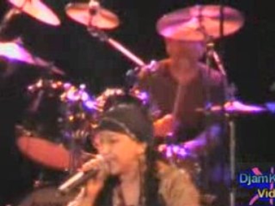 Hassiba Amrouche /Arezki Baroudi (Zénith 100% Kabyle 2009)