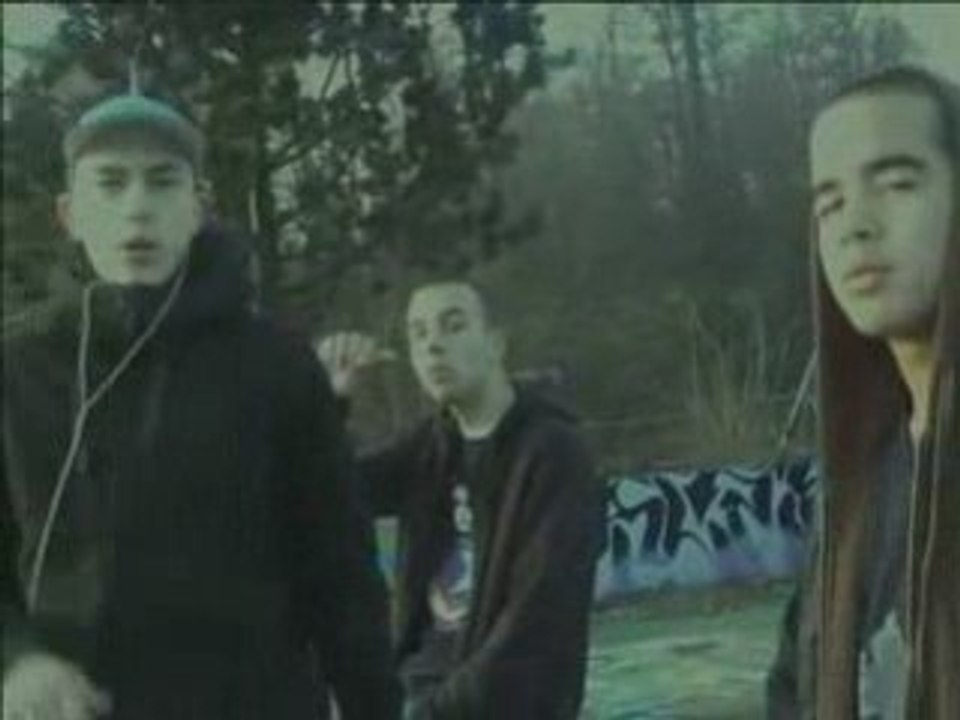 Metik Macro Numa - J'attend Toujours (RAP SUISSE CLIP)