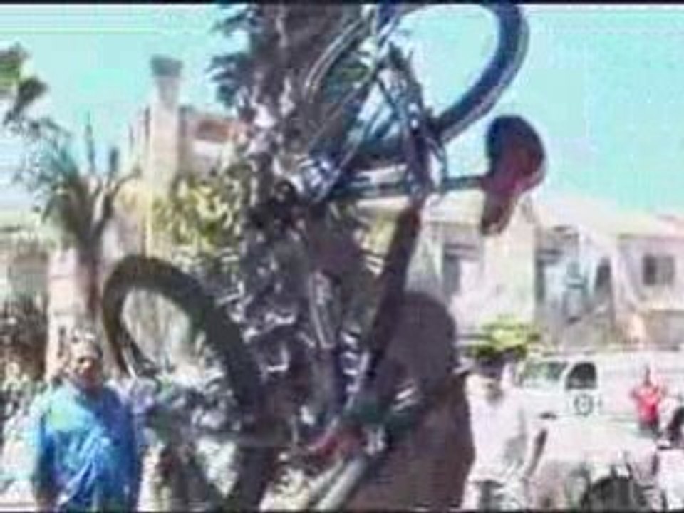 velo crash