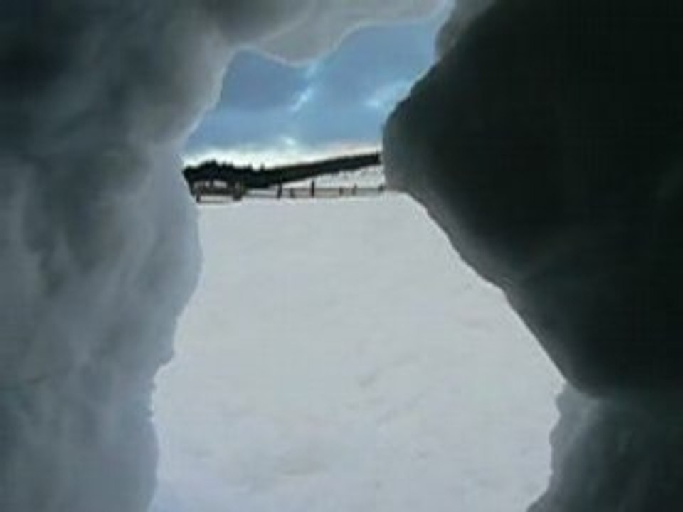 Une vénézuélienne dans un igloo !