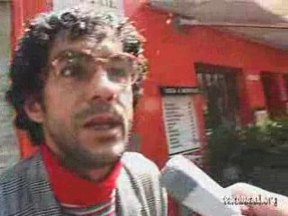 Kiki fait le ménage dans la rue (prog. court)