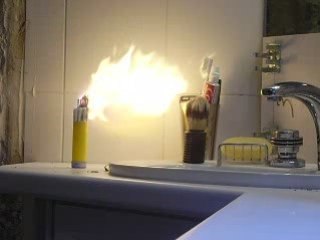 lance flammes sur un tube de collo