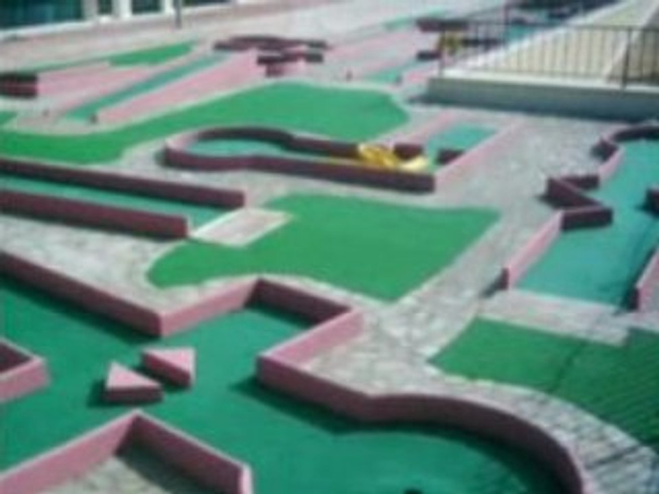 How to build miniature golf