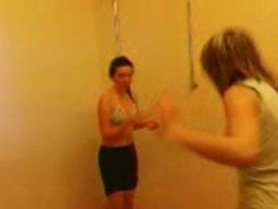 11 AVRIL 2008 dans les douches :p