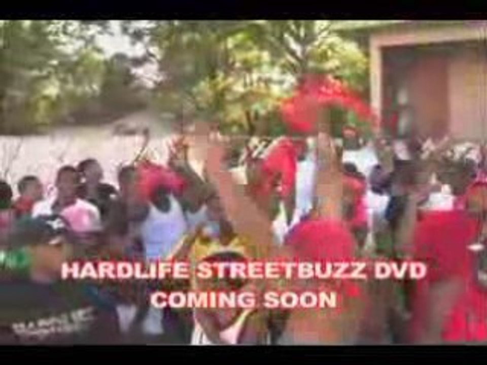 Bloods Vs Crips Hood-Fight Throw Your Hood Up