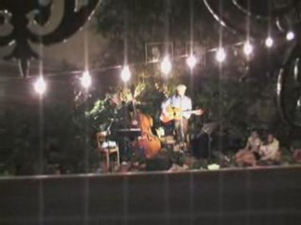 Les 2 versions de Heureux qui comme Ulysse. Les Ricochets.