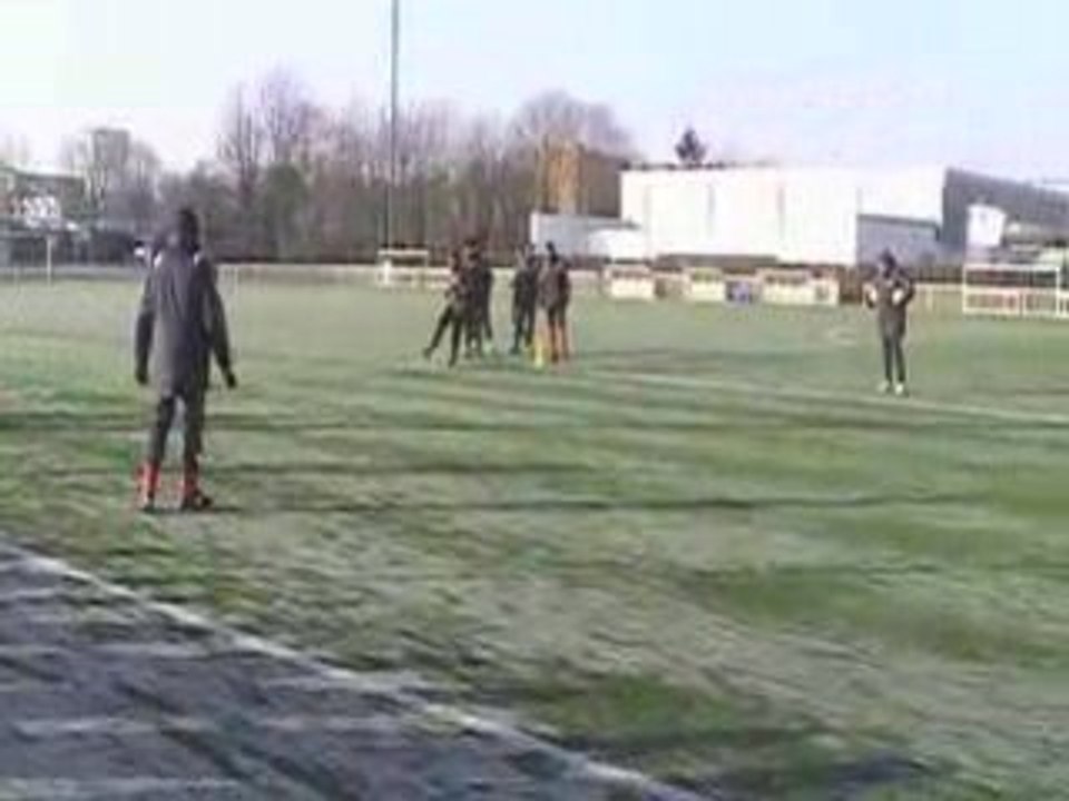 MOV029