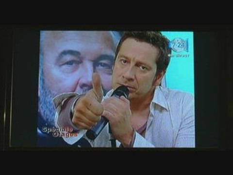 Envoyés Très Spéciaux : la chanson de Laurent Gerra