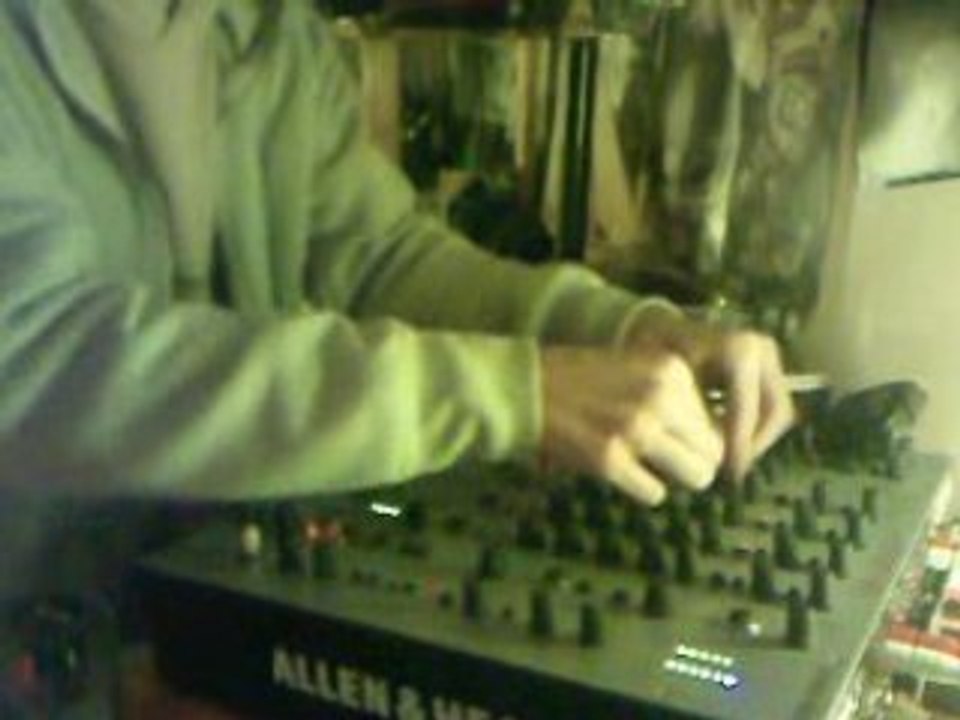 Mix break&drum Vs hardtek tribe