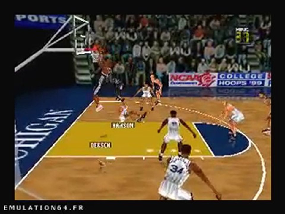 Fox Sports College Hoops 99 (N64) (2)