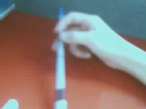 leçon de penspinning #12: une autre variante du penspinning