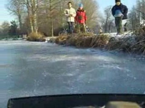 Caméra embarquée sur buggy (sur un lac gelé) - (3/3)