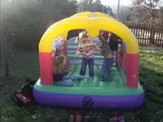 Anniv trampoline 10 JANVIER 2009