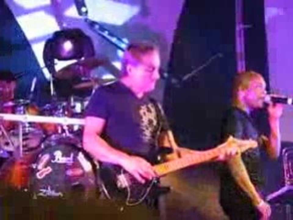 Emile Et Images - En Concert A Montfrin