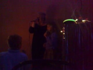 Isaline et sandra si demain karaoke escapade