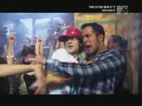 Bora Uzer - Aramizda Bir Gerginlik mi Var (2009) by Aluxton