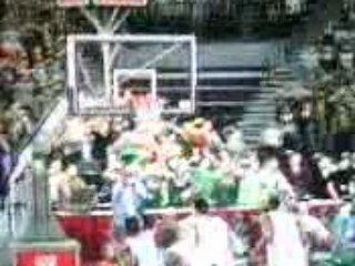 Alley oop Howard NBA 2K9