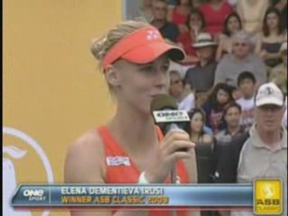 Elena Vesnina & Elena Dementieva Cup Ceremony