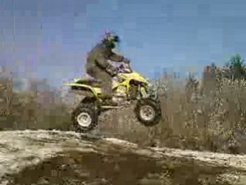 400 LTZ , deuxieme éssai ... de sauts sous le pylone