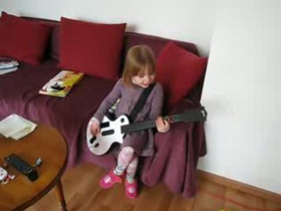 Ambre et Guitar Hero (Enfin, juste la guitare)