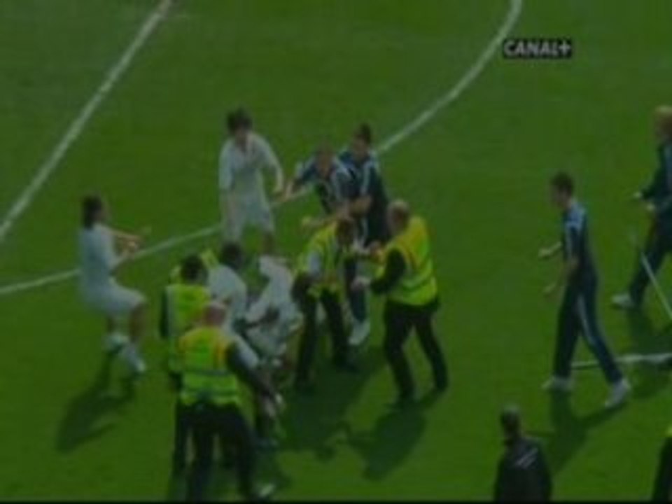 bagarre Patrice EVRA(manchester) VS Jardiniers(chealse)