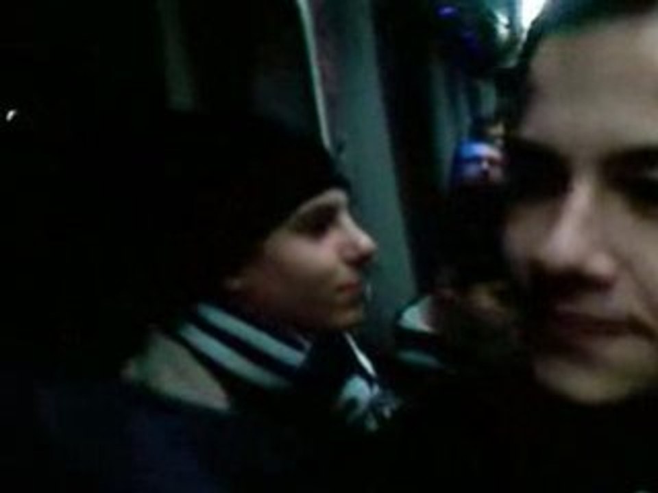 Desbrosses dans le Tram... "Desbrosses Bogoss !"