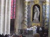 AMIENS  Messe traditionnelle dans la cathédrale