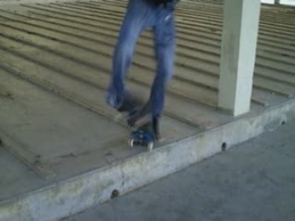 VARIAL FLIP
