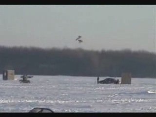 un samedi aprés midi d'hiver sur le lac st pierre au quebec