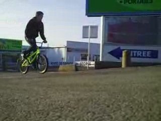 nose pick whip