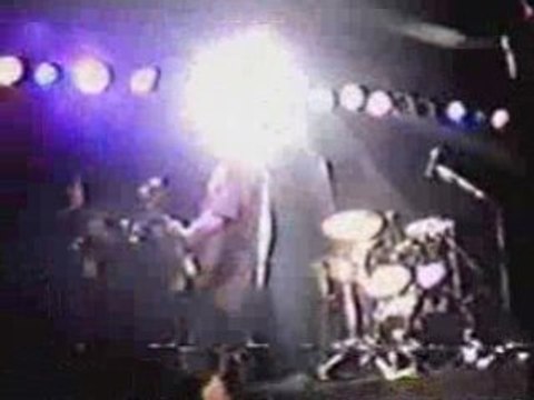 07 Blink-182 - Does my breath smell (part 1 soma san diego)