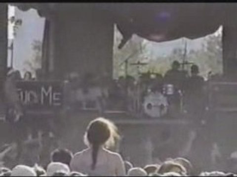 Blink-182 - Don't leave me (live from Montreal) rare