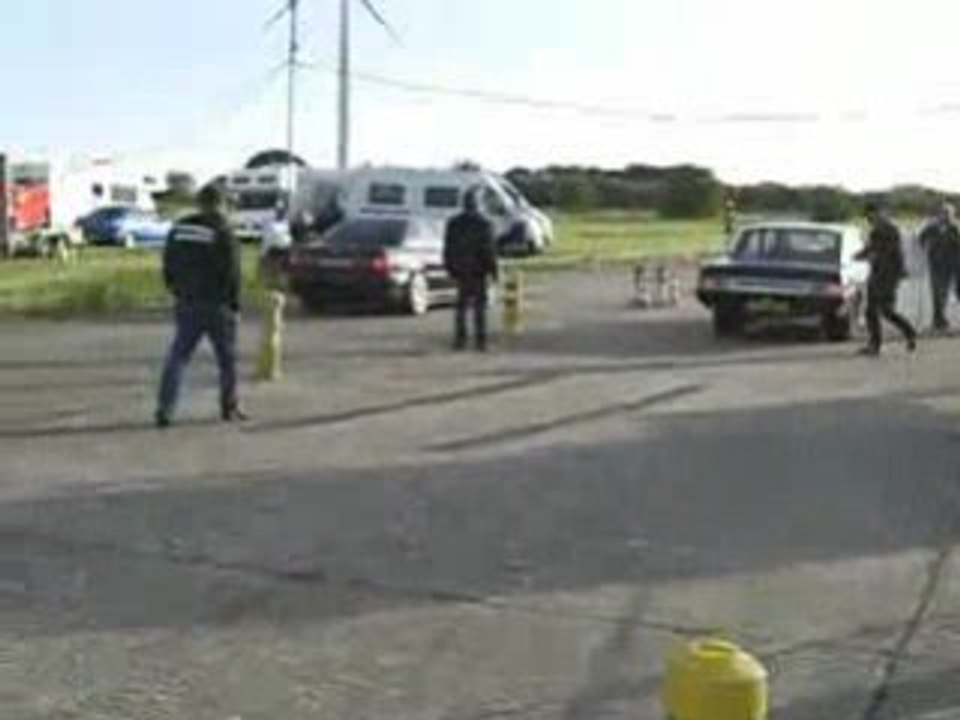 Audi S2 vs Plymouth Vaillant