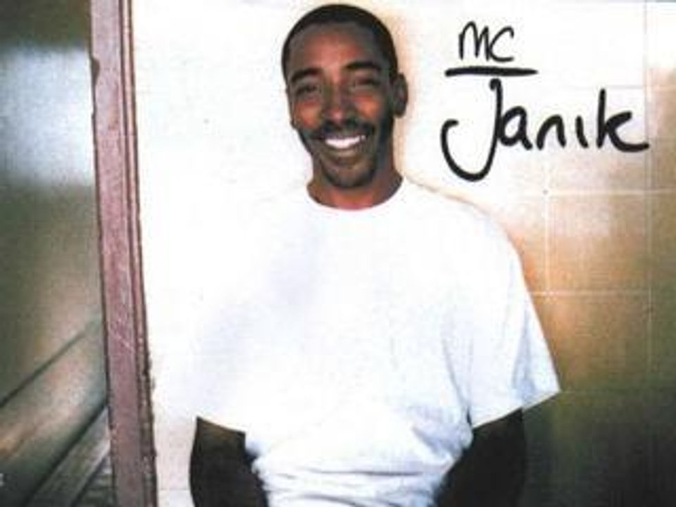 MC JANIK Interview Video