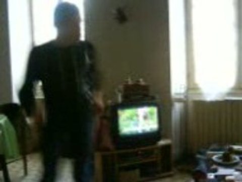 T-kXii NY-TeK en mode electro