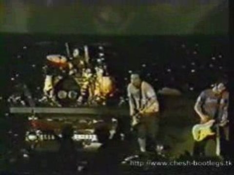 13 blink-182 - Peggy Sue (The Mark Tom and Travis Show Tour)
