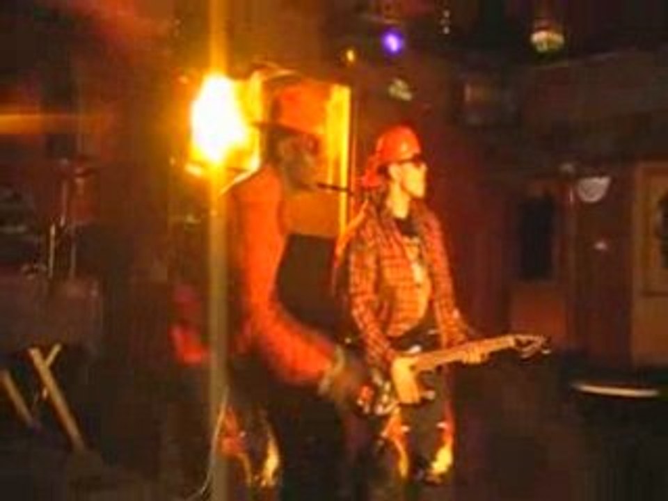 Clip Rock Star : Prinsman, Prince G, Anton's et Dj Willy