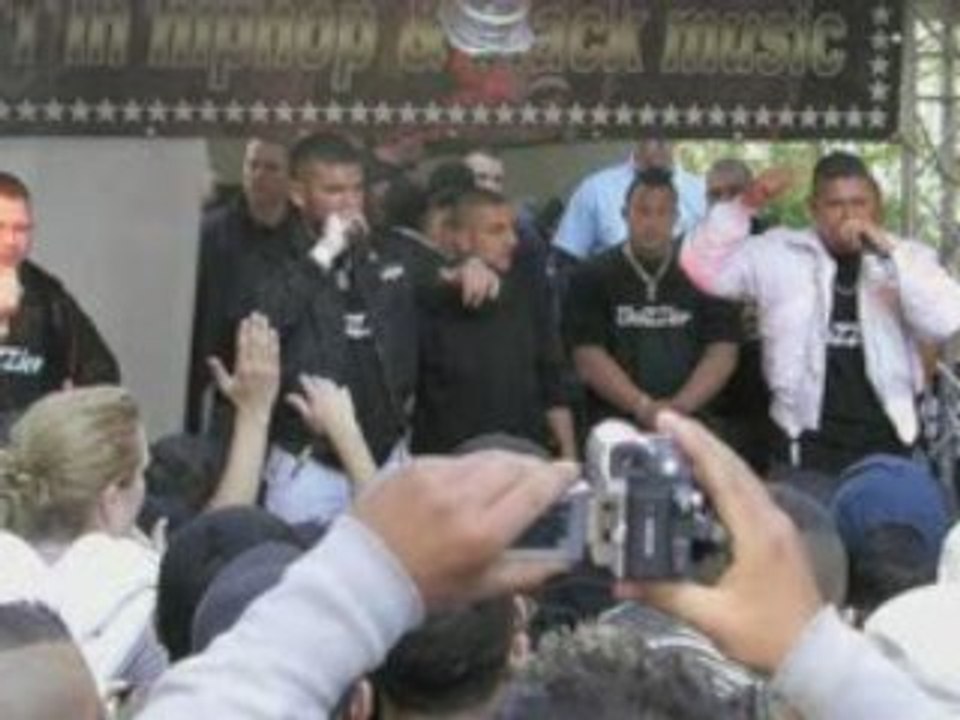 ThaiZZier - Der, der sich in Kälte wärmt