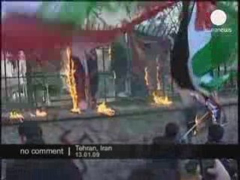 Protestations anti-américaine et anti-israéliennes en Iran