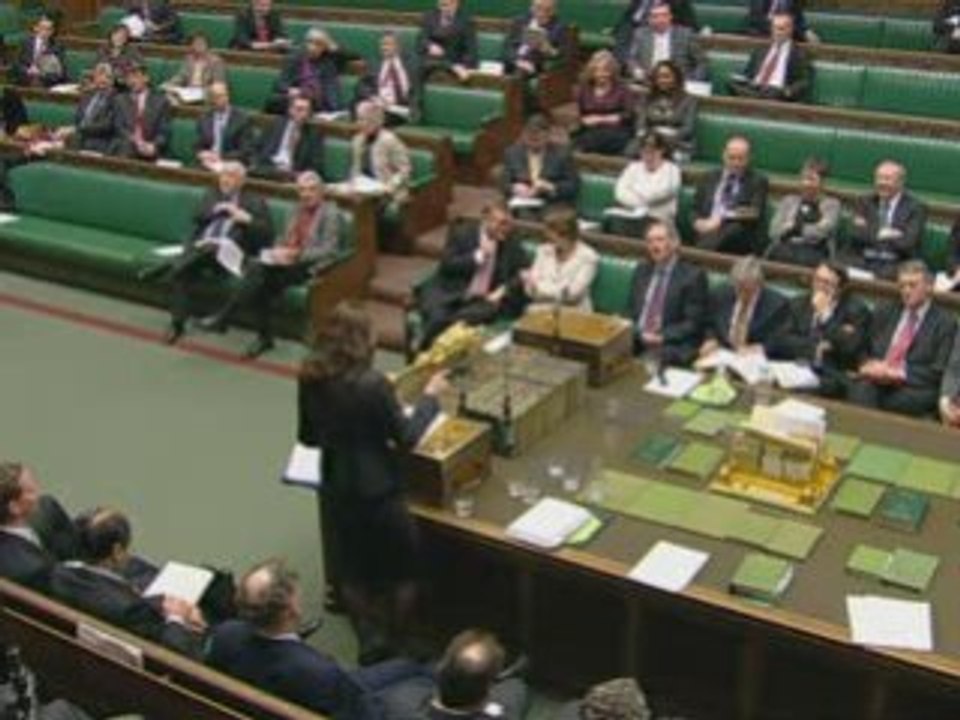 Heathrow third runway: Conservatives hit back