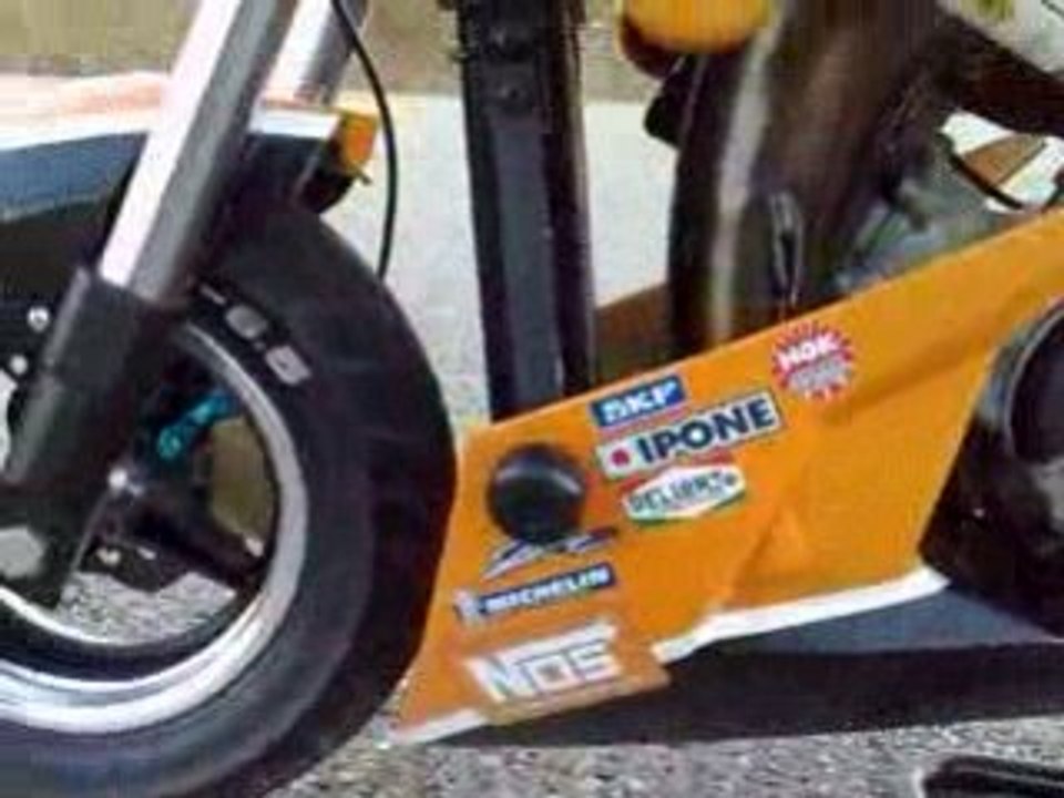 Mon T4 à l'arret sur la piste