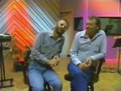 Ringo Starr and Chips Moman talk Pete Drake + Memphis Commercial Appeal Protest Over Ringo Defamation [1987]