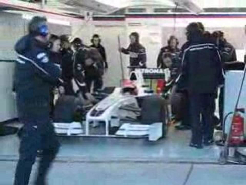 F1.09 - pitlane after installation lap