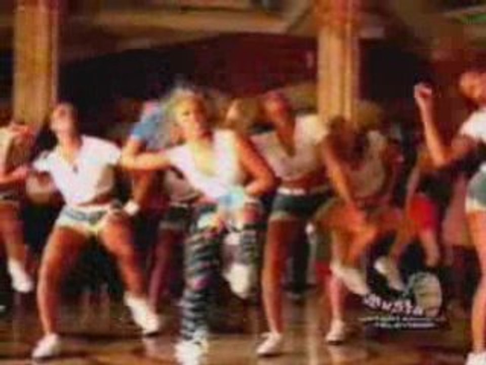 Lil Kim ft The Game: "Quiet" (by LefteyeBK)