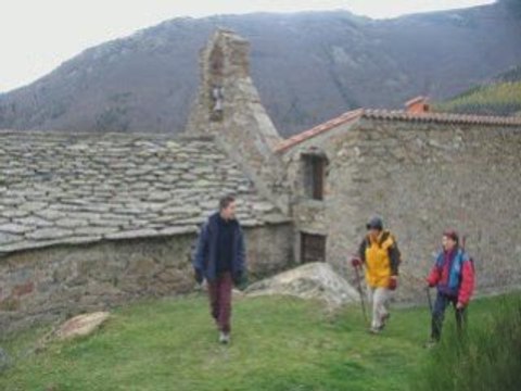 LA CHAPELLE ST GUILLEM DEPUIS LA LLAU