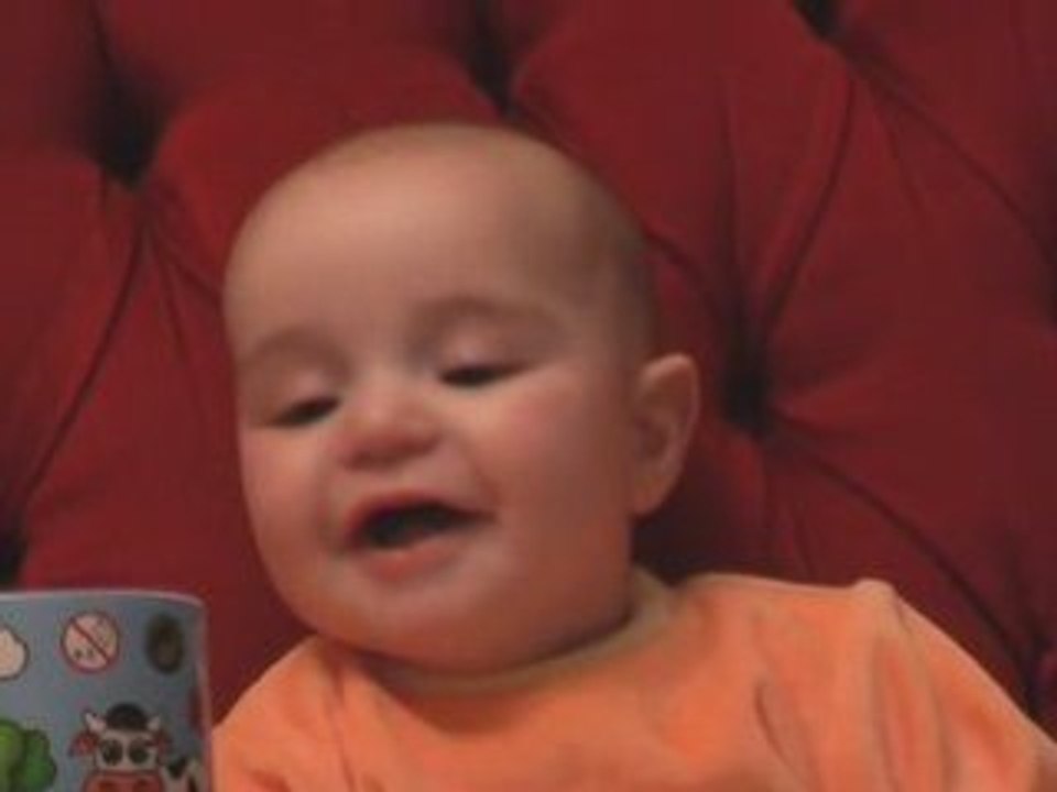 Rire bébé Gabriel la boite a meuh