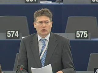 István Szent-Iványi on Gas supplies