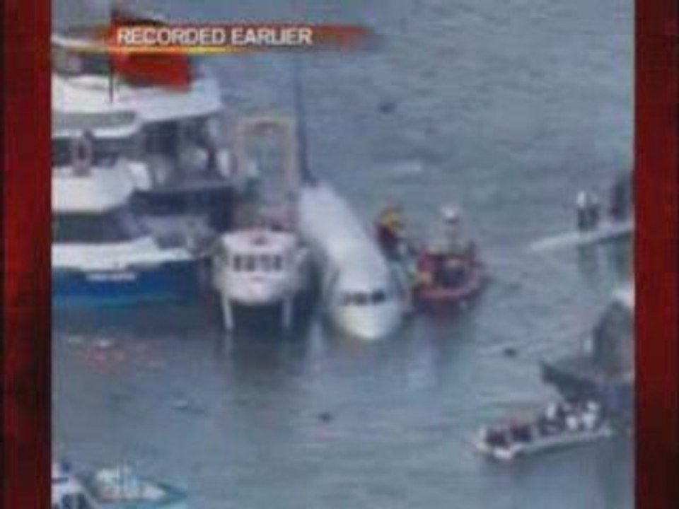 2009 New York City Plane Crash Live - US Airways Plane Crash